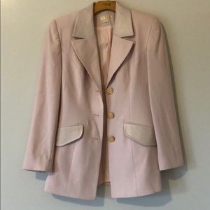 Alberto Makali pink suit
